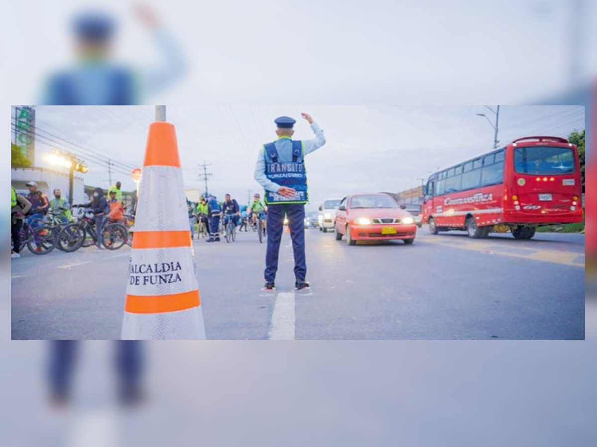 agentes de tránsito