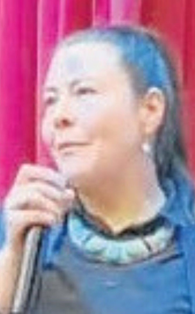 Ivoneth Tapia - Diputada.