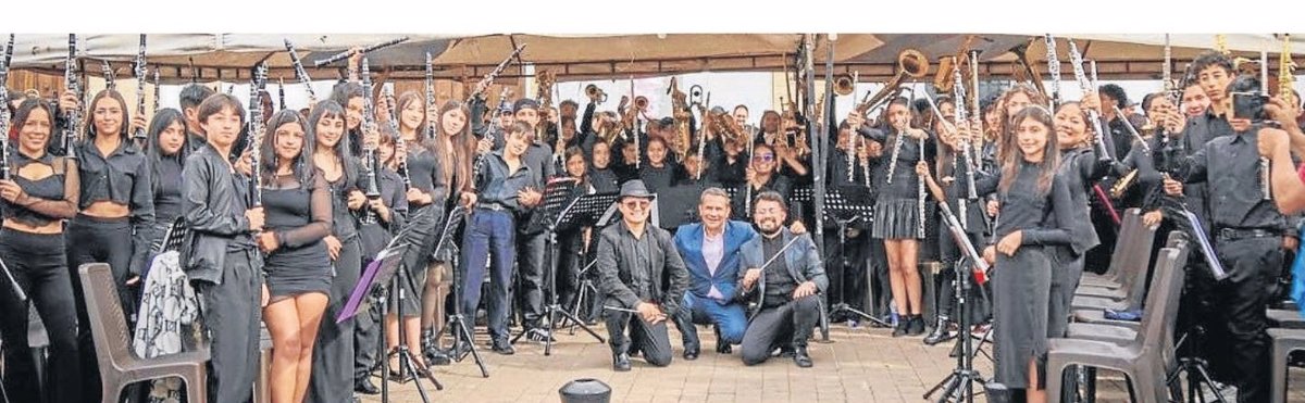 Más de 220 músicos locales participaron en el Día Nacional de la Banda.