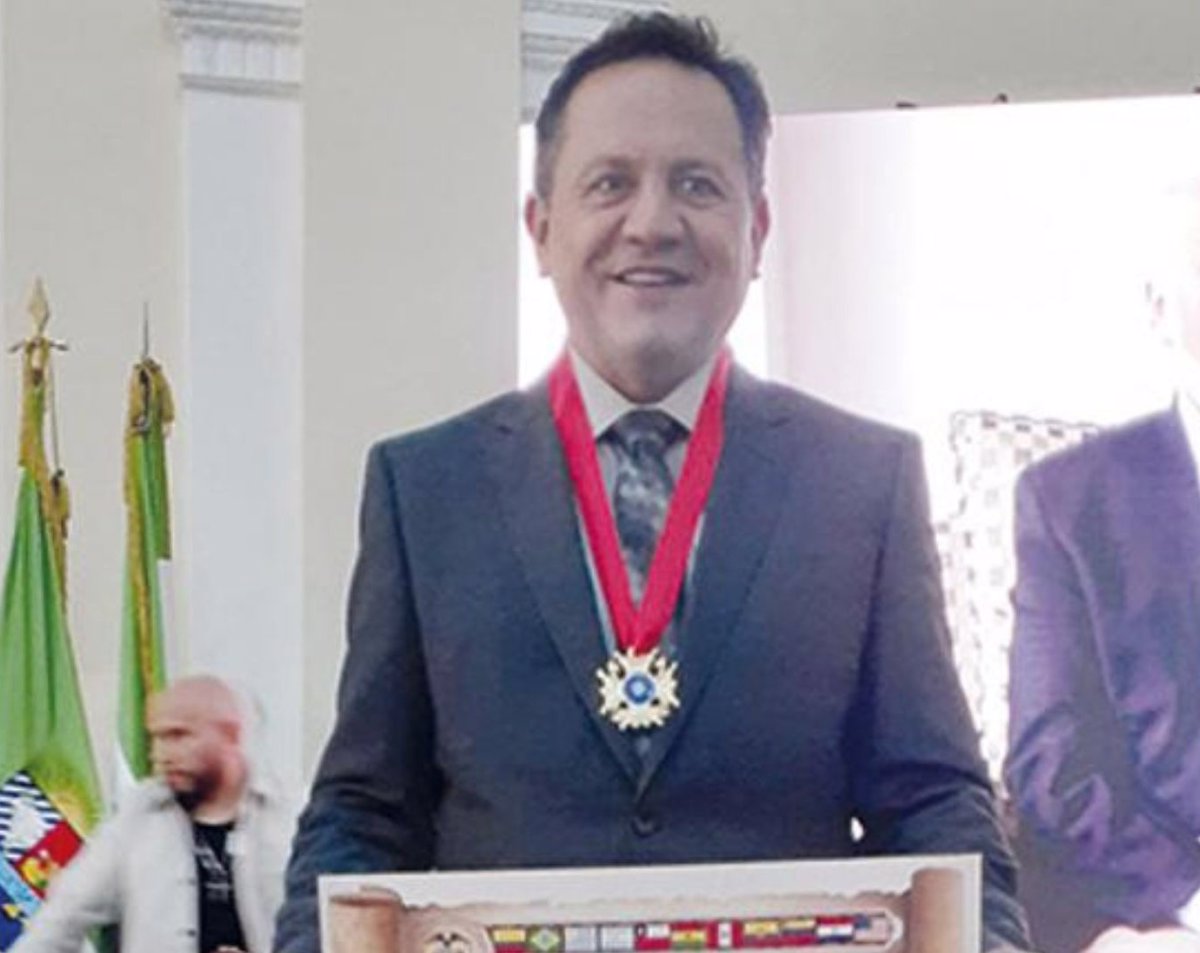 El presidente del Partido MIRA, Senador Manuel Antonio Virgüez.