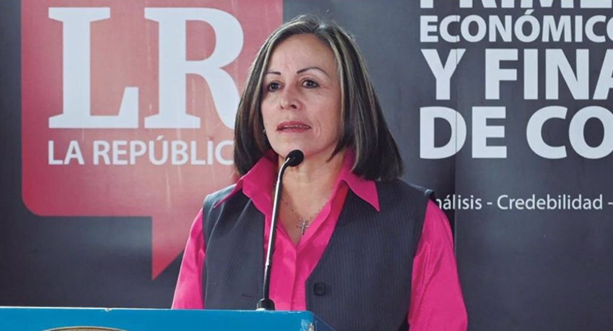 Dra. Nancy Stella Vergara, Presidenta de la Fundación “Firmes con la Mujeres”.