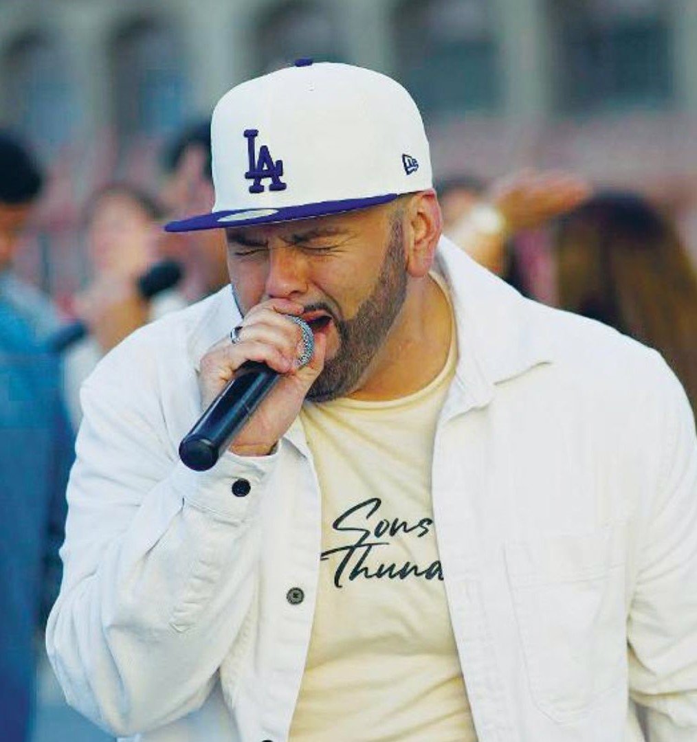 Sam Tejada, voz principal de Sons Of Thunder.