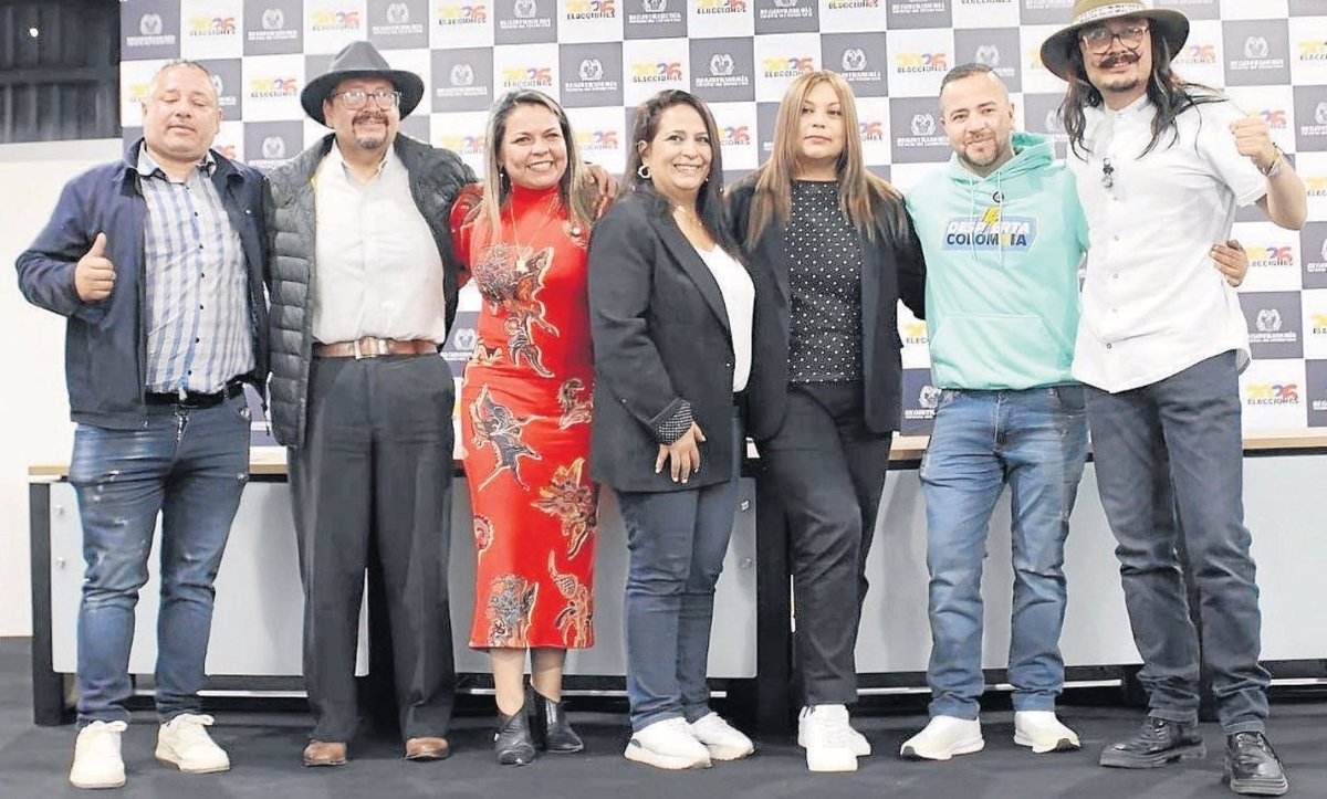 FRENTE AMPLIO101 María Fernanda Soche.
102 Andrea del Pilar Pastrana.
103 J. Alexander Salamanca.
104 Fabio Alberto Gil.
105 Jorge Forero Rivera.
106 Victoria Helena Duran.
107 Nelson Javier Matallana.