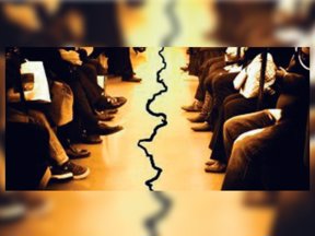 La Política está dividiendo la Iglesia La Política está dividiendo la Iglesia