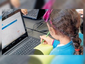 Escuela de la Vereda La Aurora recibe donación Escuela de la Vereda La Aurora recibe donación