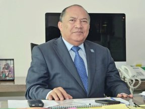 Luis Fernando García.