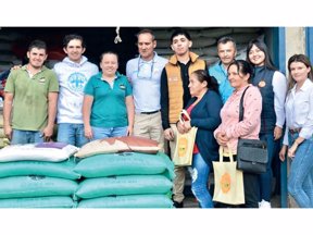 Productores afectados por el fenómeno de El Niño. Productores afectados por el fenómeno de El Niño.