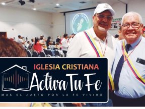 El pastor Francisco de Paula Pérez y el señor Alcalde de la ciudad ingeniero Rodrigo Hernández en la ceremonia de condecoración de Apecol en el salón Cualamaná de Melgar.