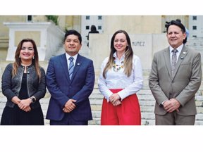 De izquierda a derecha: Representante a la Cámara por Bogotá, Irma Luz Herrera; Senador Carlos Eduardo Guevara; Senadora Ana Paola Agudelo y Senador Manuel Virgüez Piraquive. De izquierda a derecha: Representante a la Cámara por Bogotá, Irma Luz Herrera; Senador Carlos Eduardo Guevara; Senadora Ana Paola Agudelo y Senador Manuel Virgüez Piraquive.