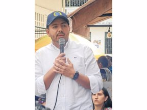 Representante Julio Roberto Salazar.