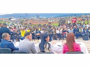 La lavandería comunitaria está ubicada en pleno centro del pueblo para facilitar el acceso y el servicio a madres cabeza de hogar, adultos mayores y otras personas que llegan desde los distintos sectores del municipio. Foto: El OBSERVADOR.