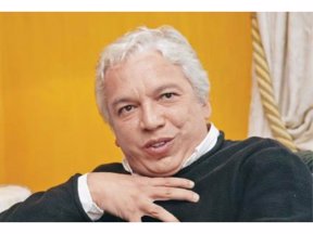 Carlos Alonso Lucio. Carlos Alonso Lucio.